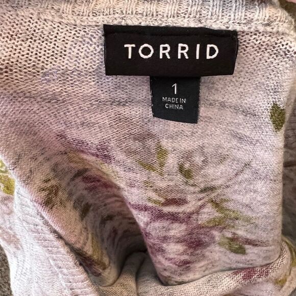 Torrid Floral Sweater‎ - Picture 6 of 7